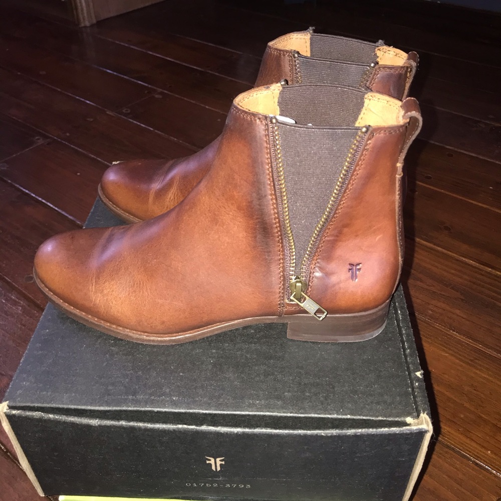 Frye Brown Leather Chelsea Ankle Boots with Side Zip